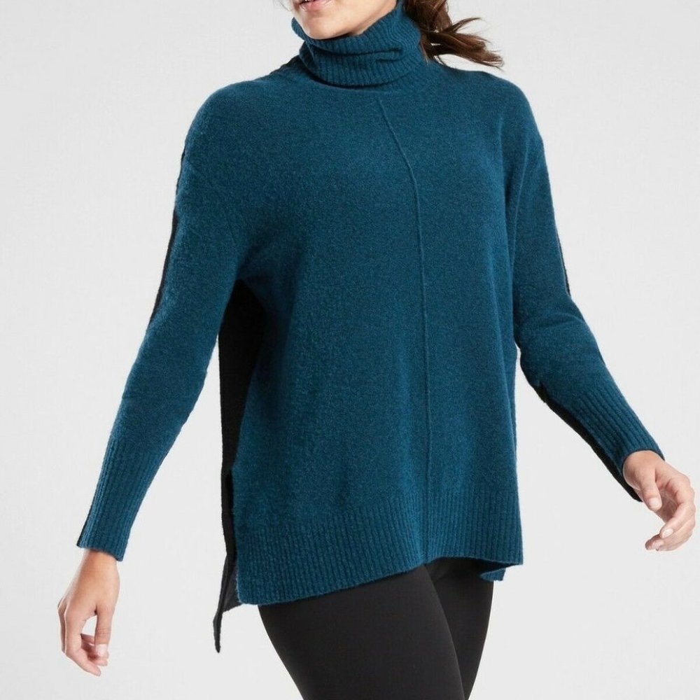 Athleta Womens Transit Colorblock Turtleneck Sweater Blue Black Wool size XS